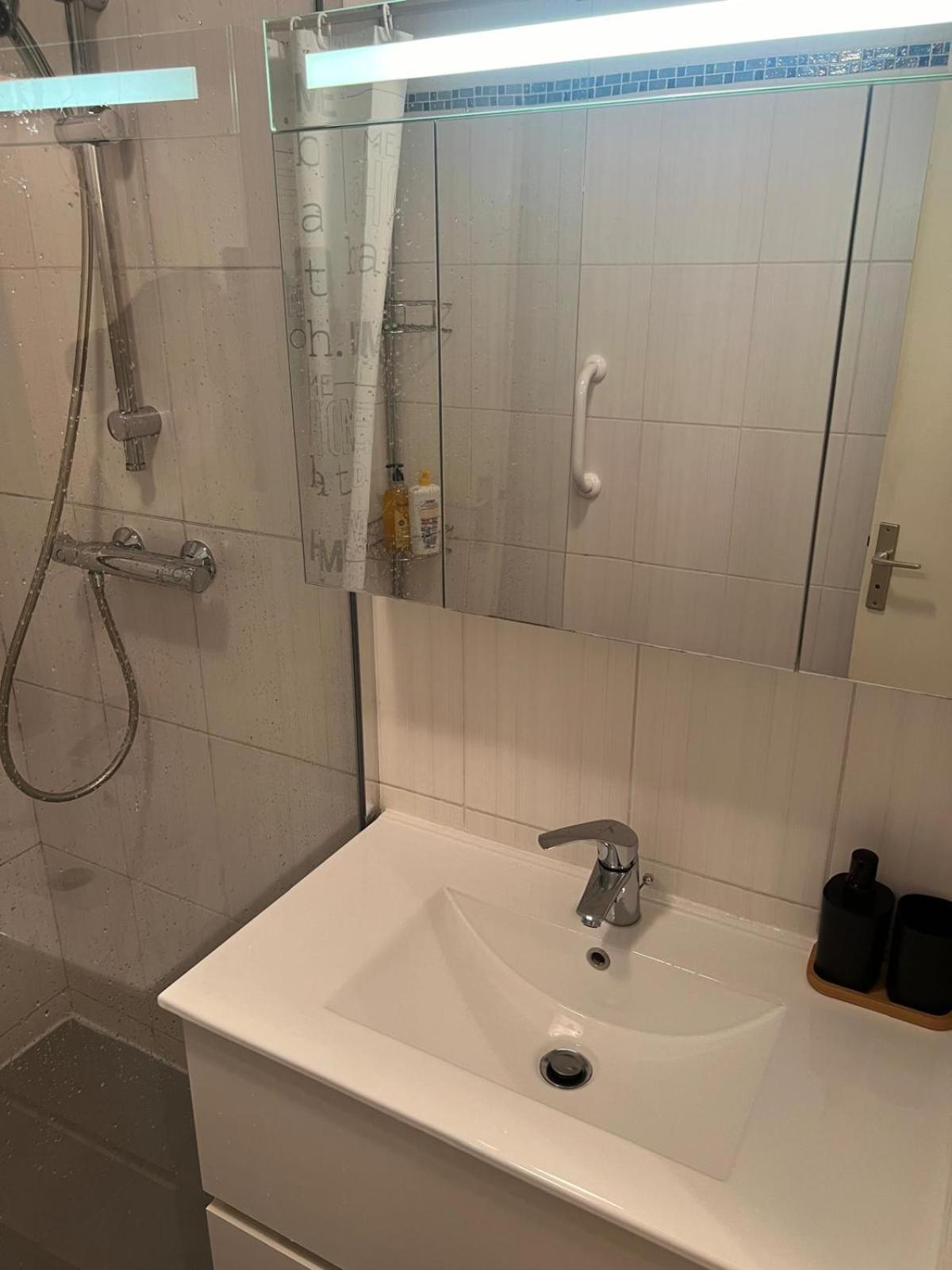 Champion Suites Sarcelles Extérieur photo