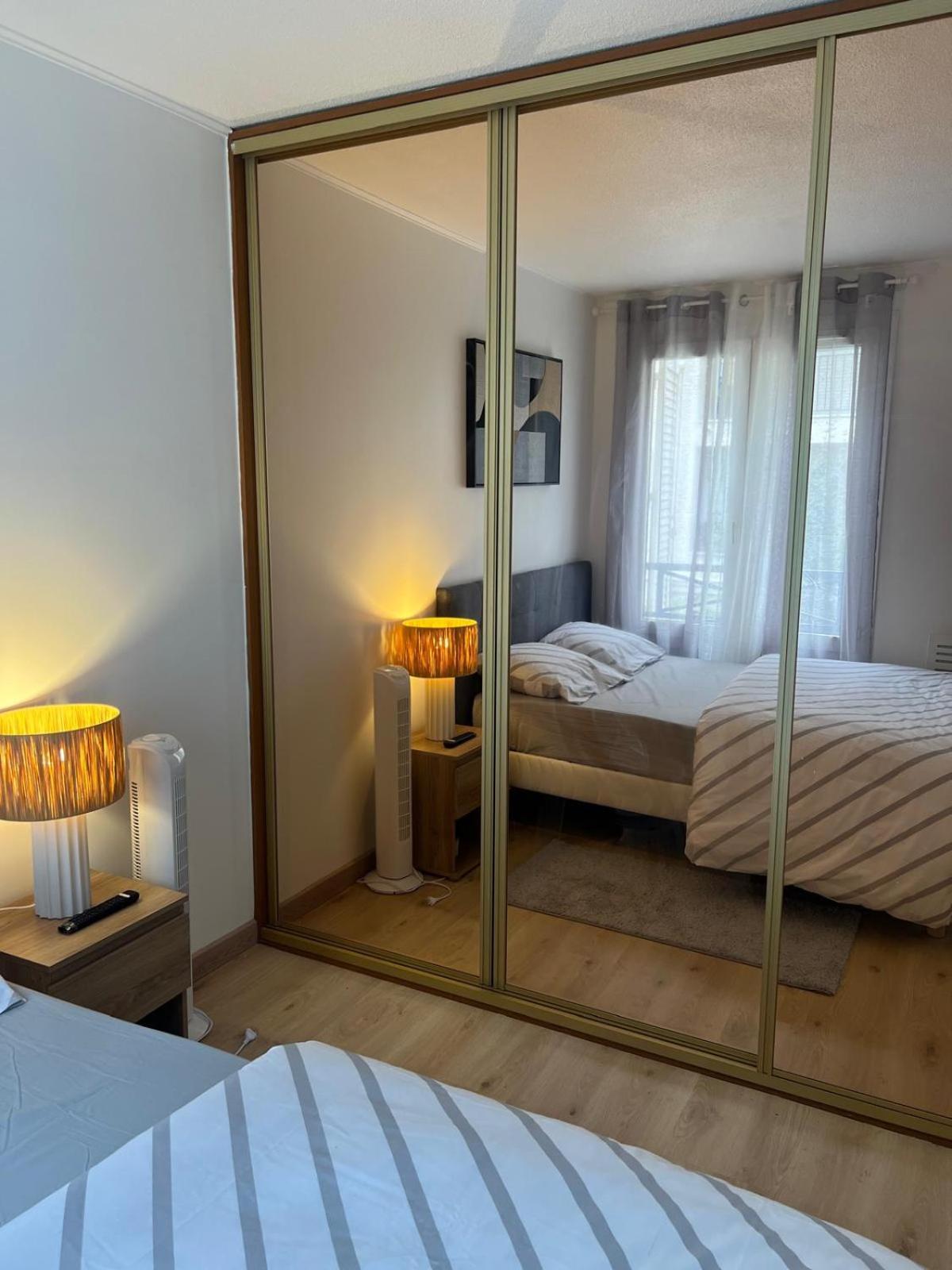 Champion Suites Sarcelles Extérieur photo