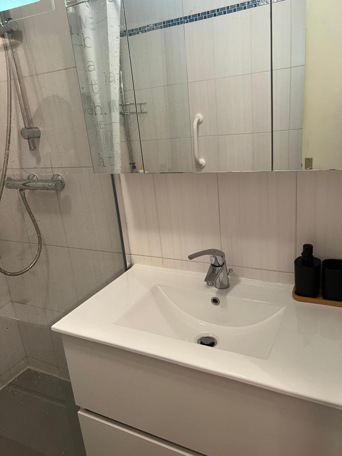 Champion Suites Sarcelles Extérieur photo